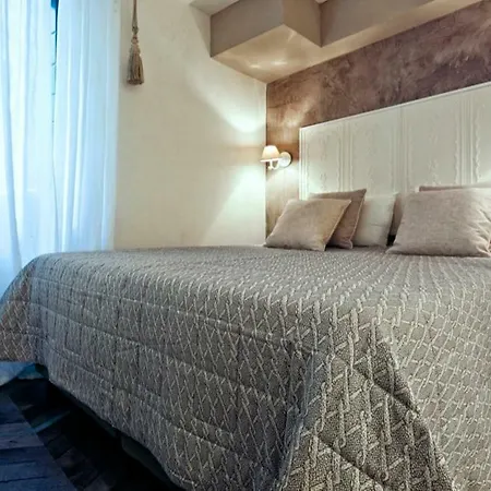 Gran Duca Sforza Apartment Venice